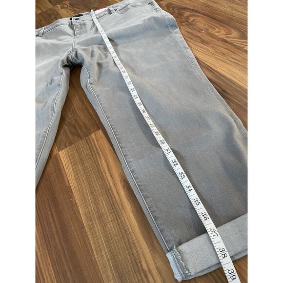 NWT Talbots Flawless Five Pocket Woman Boyfriend Jeans Women’s 24w Gray Relaxed - Picture 3 of 9